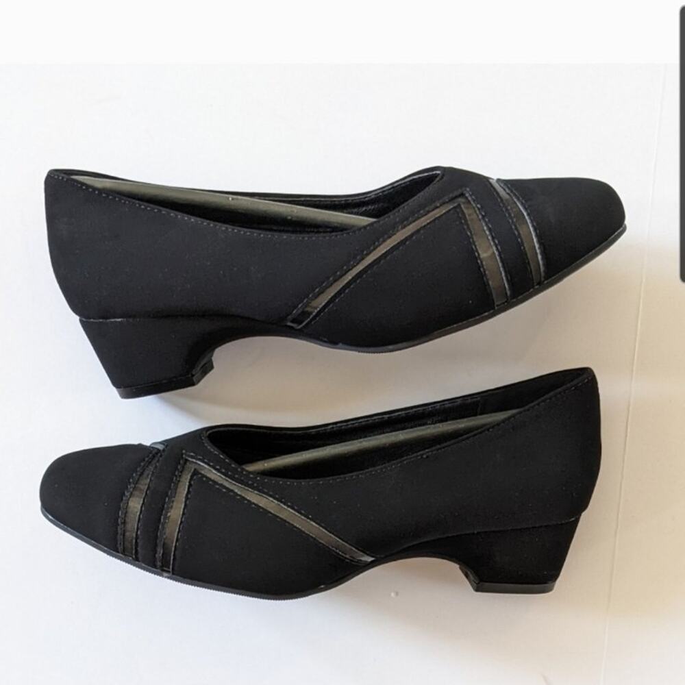 Comfort-Well Womens black Heel size 8.5 Elsa shoe